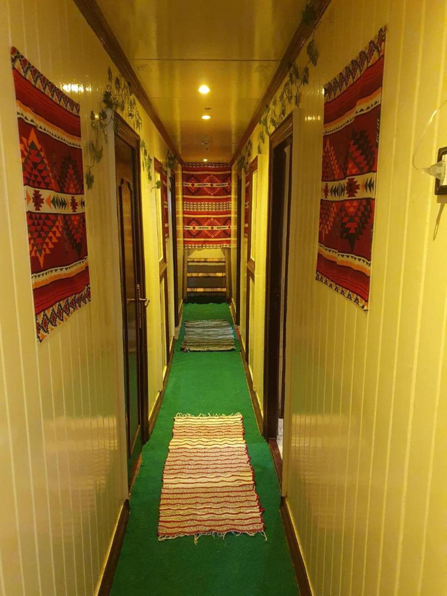 Moon Boat Hotel Luxor Buitenkant foto