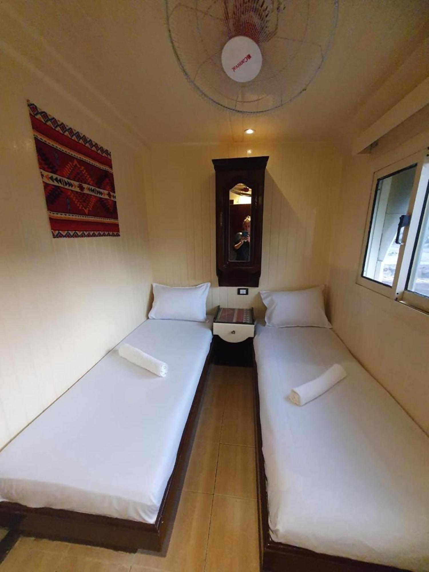 Moon Boat Hotel Luxor Buitenkant foto