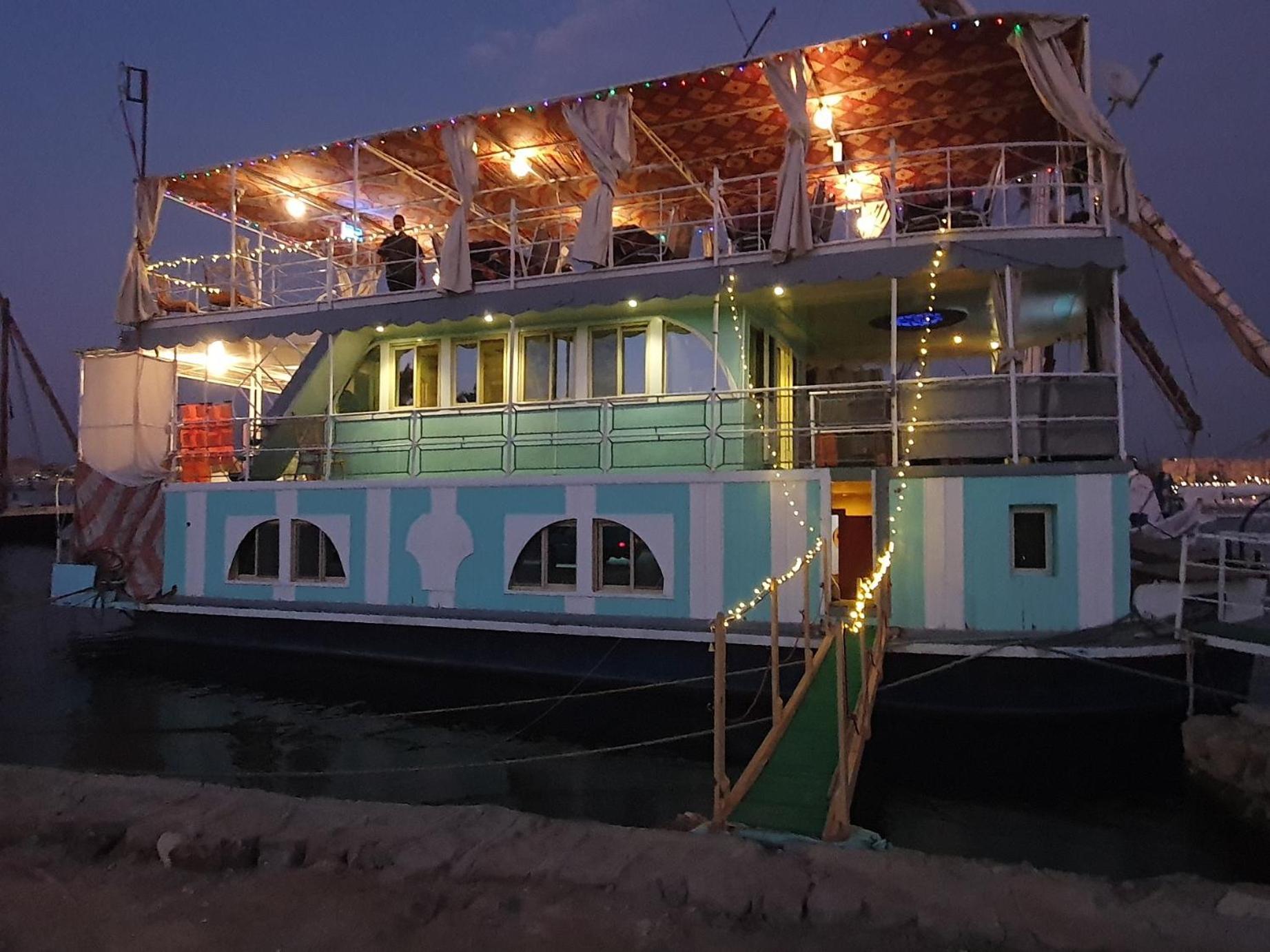 Moon Boat Hotel Luxor Buitenkant foto