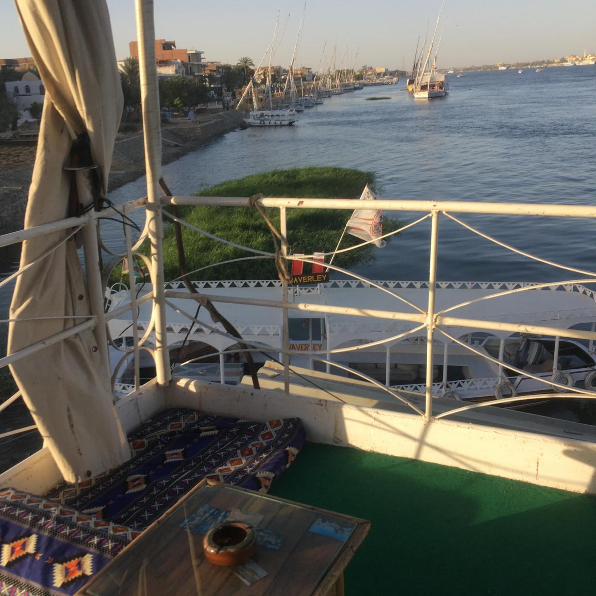 Moon Boat Hotel Luxor Buitenkant foto
