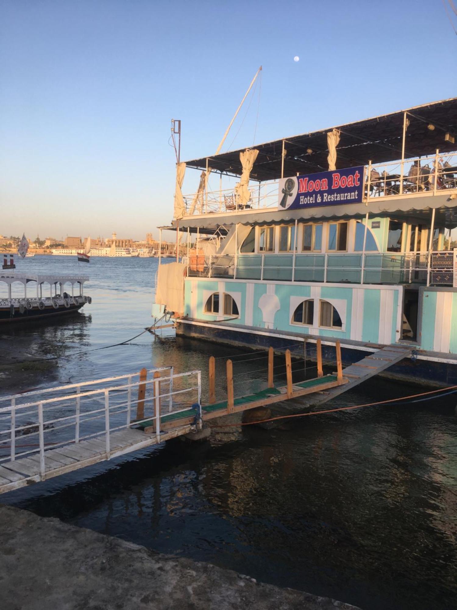 Moon Boat Hotel Luxor Buitenkant foto